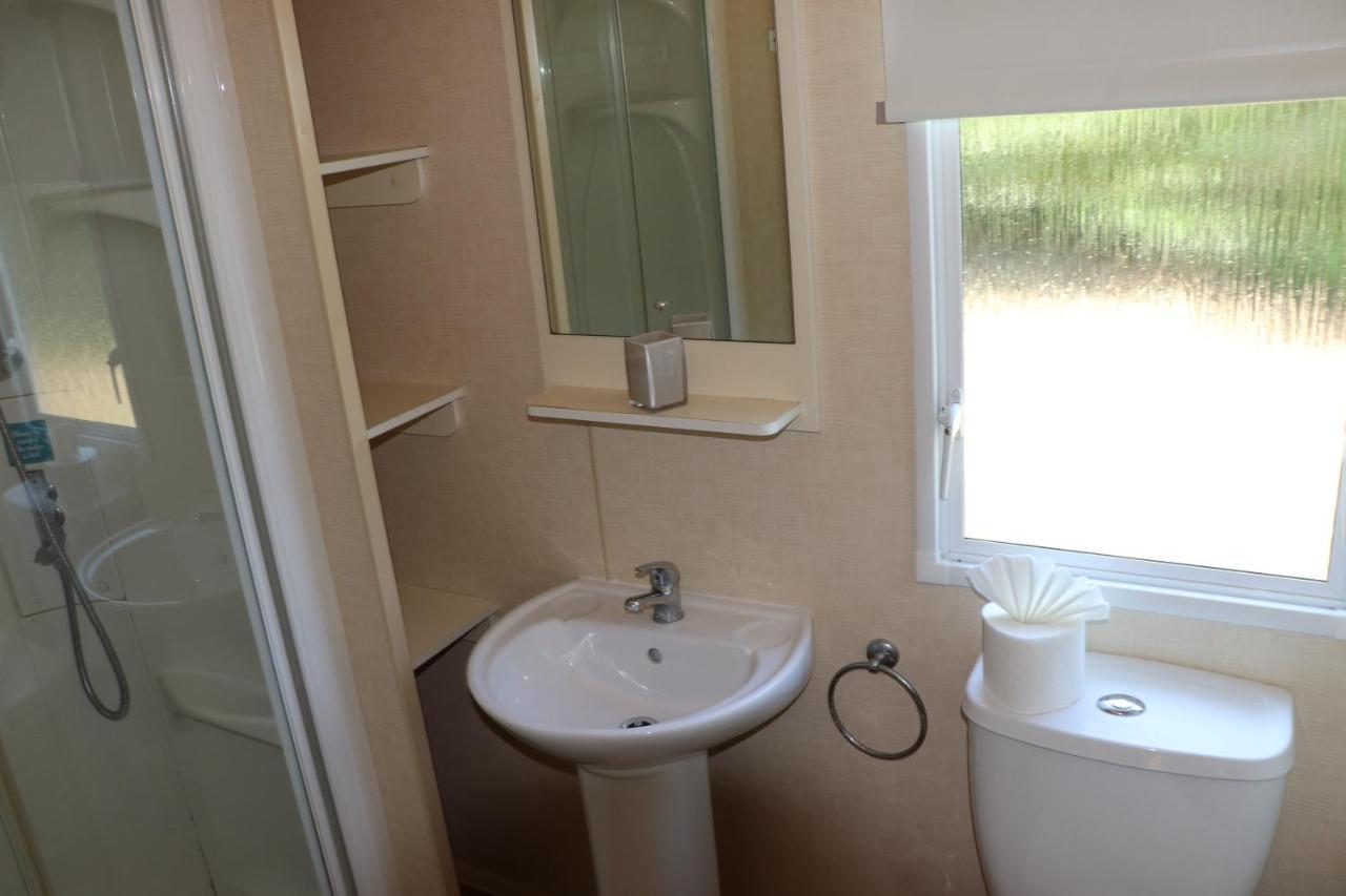 Palm 1 Park Home With Hot Tub スワネージ エクステリア 写真